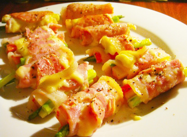 アスパラガスチーズ巻き